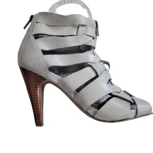 Nine West Aspireo gray Leather cutout gladiator heels